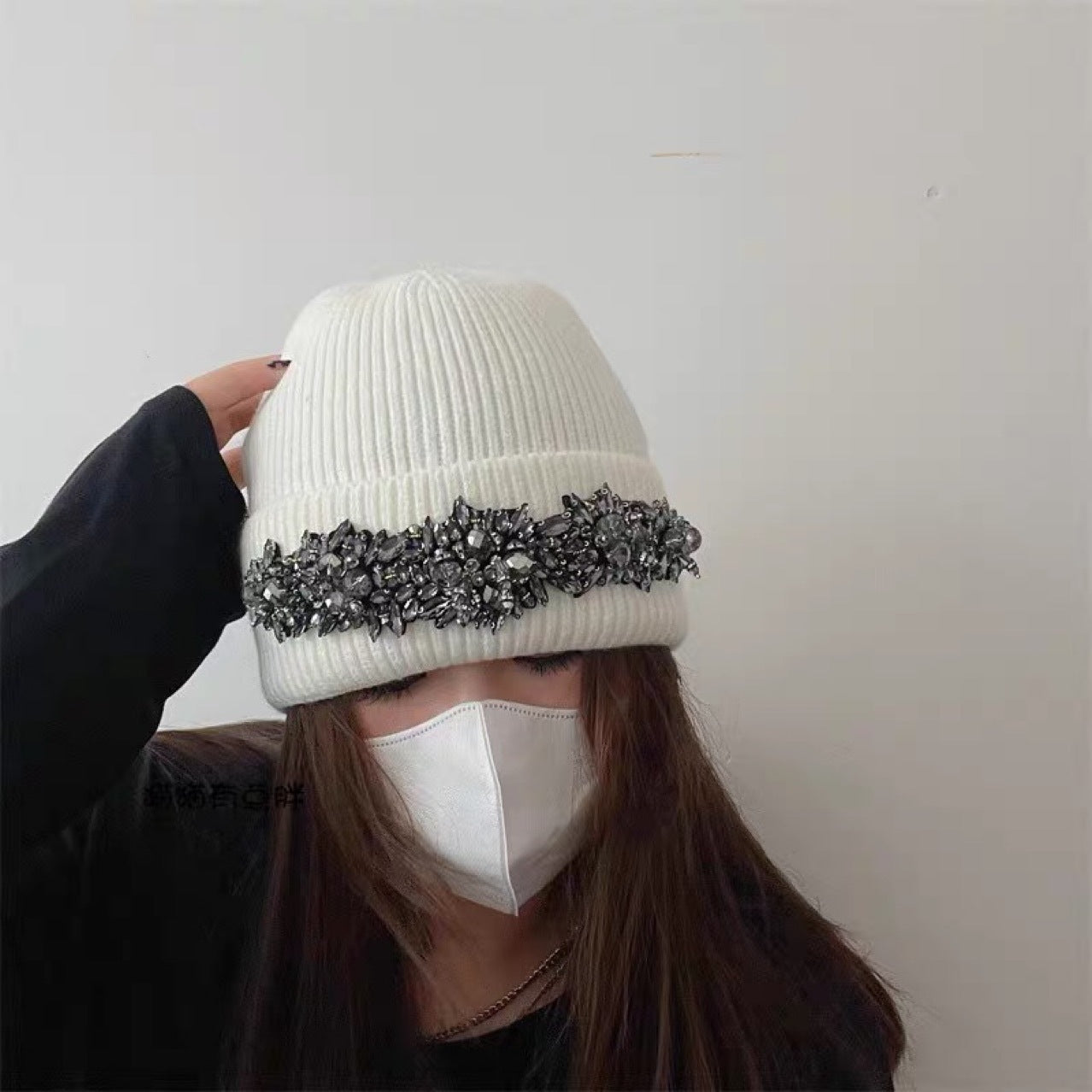 Autumn And Winter French Heavy Industry Rhinestone Inlaid Woolen Cap Women