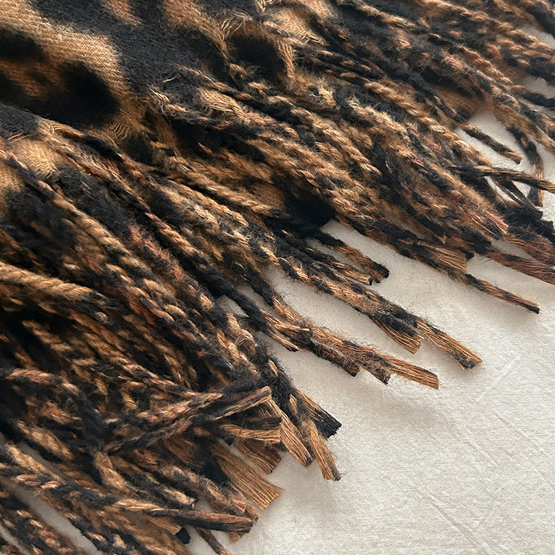 Female Vintage Leopard Print Artificial Cashmere Scarf